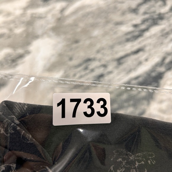 Vintage Affliction Y2K Graphic T-Shirt with Wings and Fleur-de-lis Motif Sz M - Picture 7 of 7